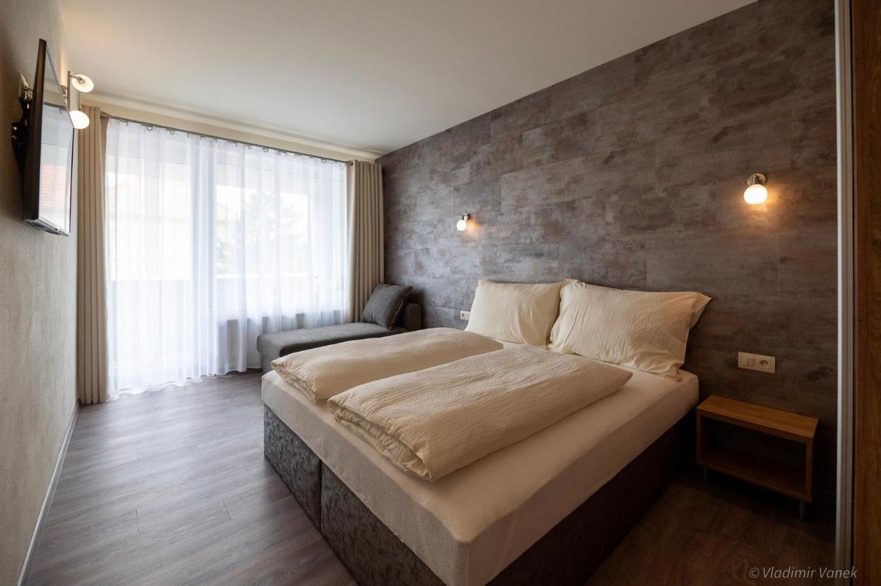 Apartmany I - Kafe บอยนิตแซ ภายนอก รูปภาพ